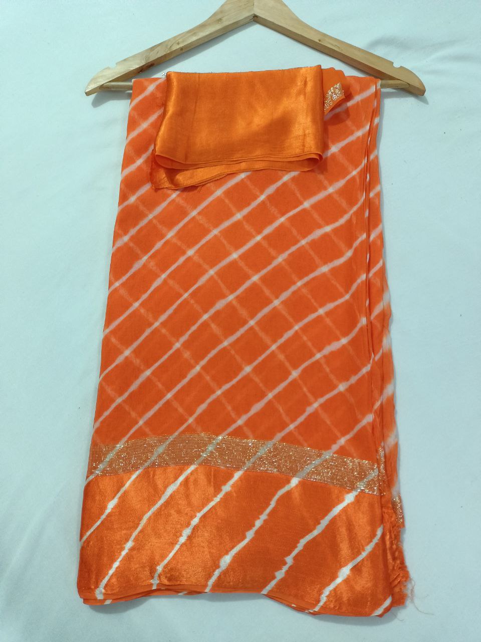Pure Georgette Hand-Dyed Leheriya Saree with Satin Border, Matching Plain Blouse