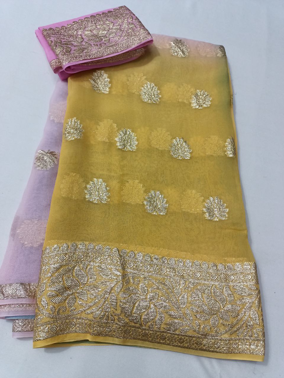 Pure Georgette Multi-Dyed Saree with Zari Weaving Border and Buta Design