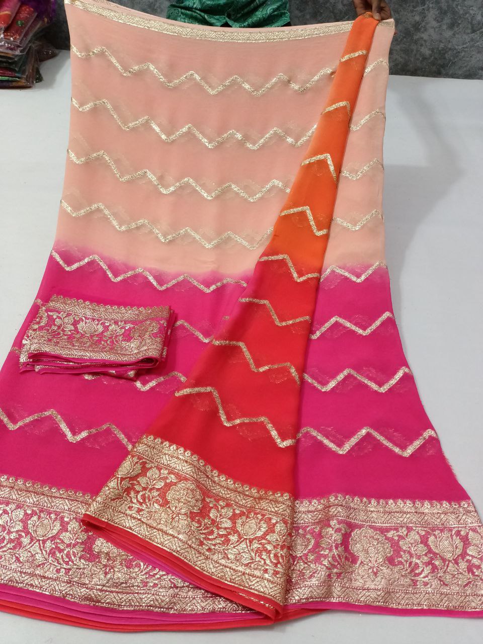 Pure Georgette Zigzag Banarasi Zari Weaving Saree with Zari Border