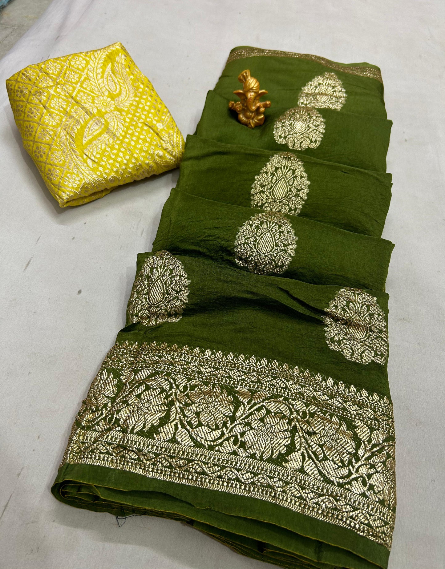 Pure Russian Dola Zari Saree with Heavy Zari Weaving & Contrast Zari Blouse - Jaipuri Design