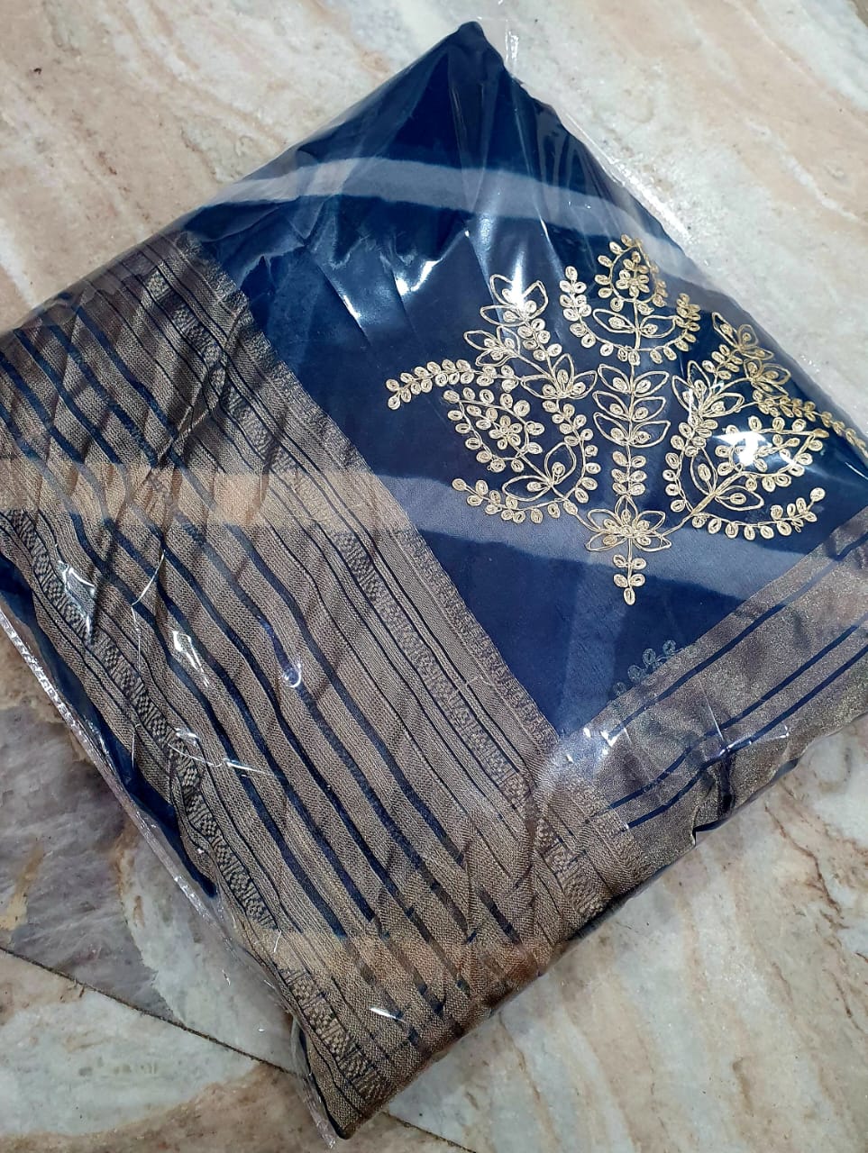 Fancy Lahariya Saree with Elegant Pittan Work – Pure Organza Fabric | With Blouse