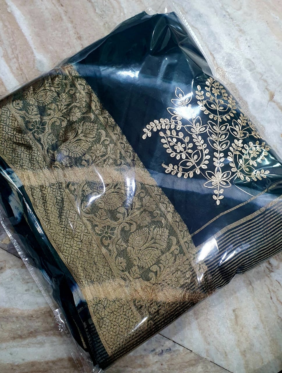 Fancy Lahariya Saree with Elegant Pittan Work – Pure Organza Fabric | With Blouse