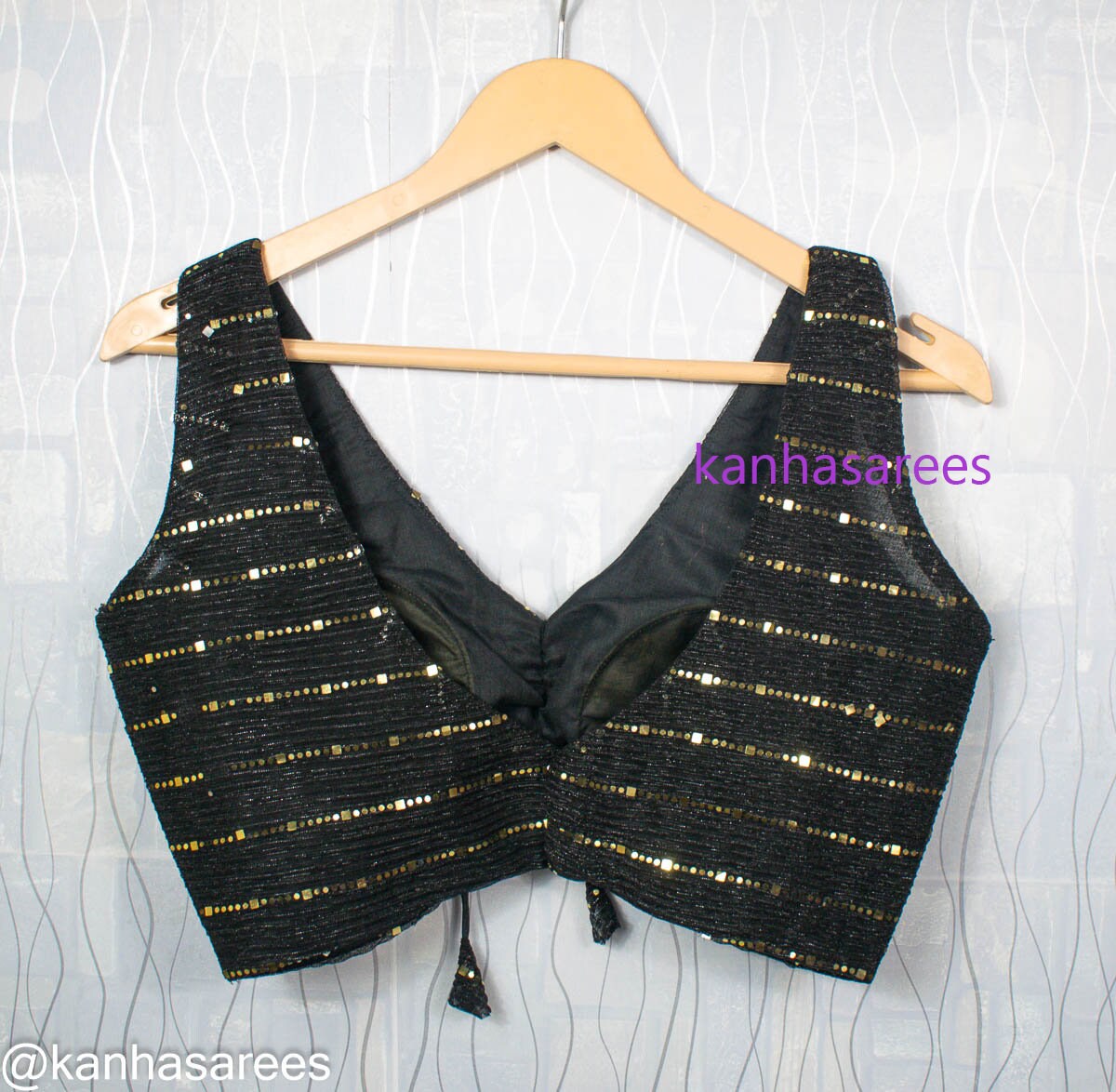Made to order Indian saree blouse Black sequence designer blouse Ethnic wear indian crop top choli for lehenga Party wear sleeveless blouse