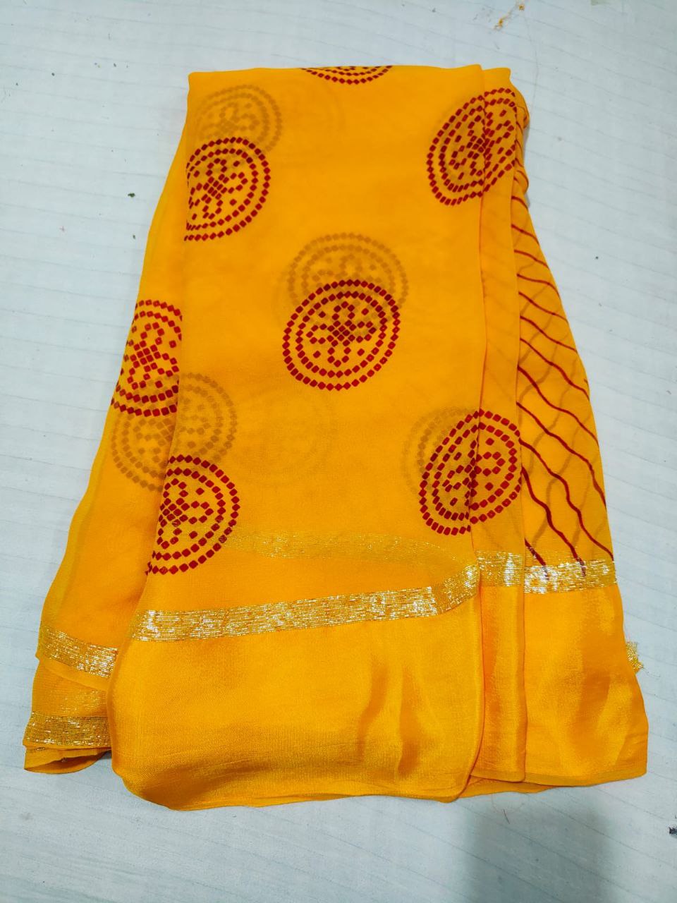 Pure Georgette Half-Half Leheriya Bandhani Saree