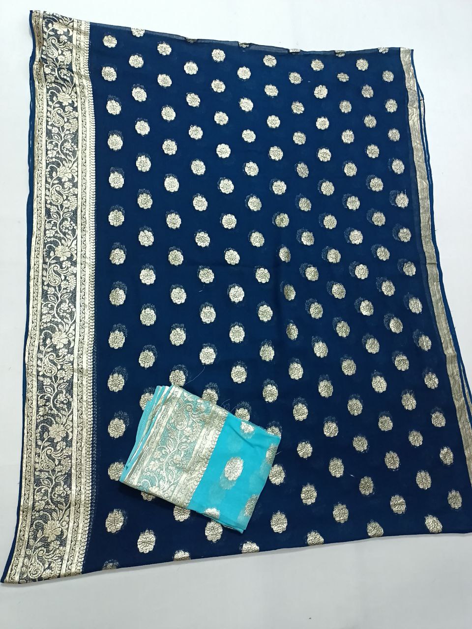 Elegant Pure Georgette Banarasi Silk Saree with Contrast Light Blue Blouse – Full Zari Weaving