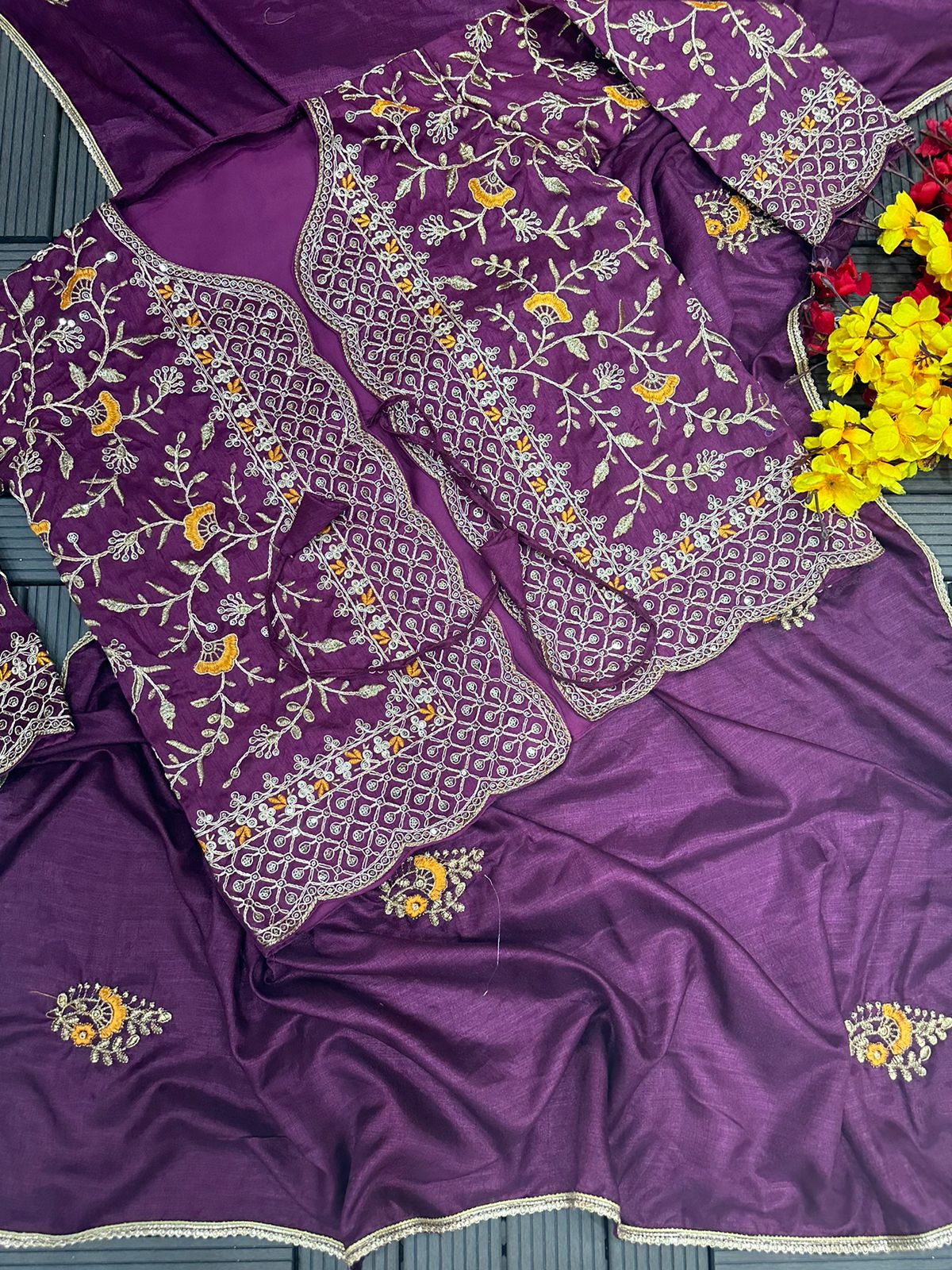 Embroidered Dolla Silk Saree with Koti - Elegant Party and Wedding Collection - KANHASAREE