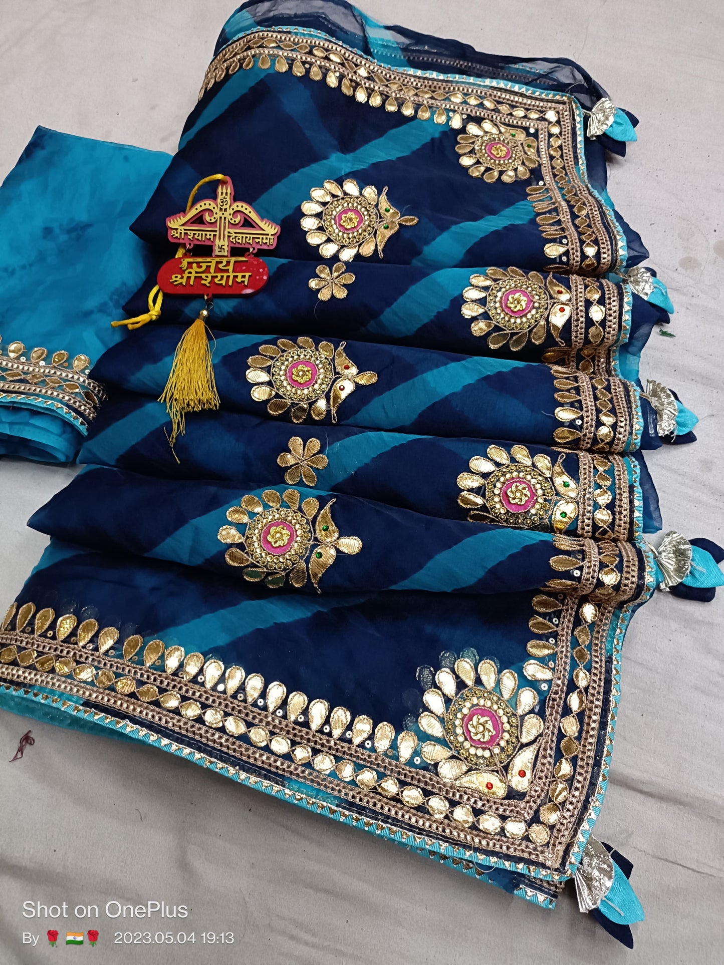Elegant Pure Organza Lahariya Saree with Heavy Gota Patti Border & Contrast Blouse