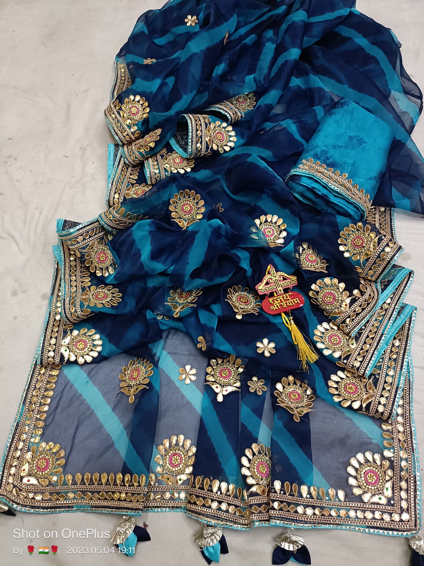 Elegant Pure Organza Lahariya Saree with Heavy Gota Patti Border & Contrast Blouse