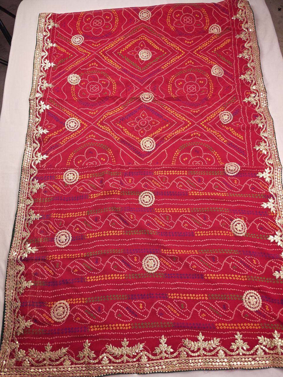 KSDS Georgette Bandhani Gotapatti Saree with Red Running Blouse