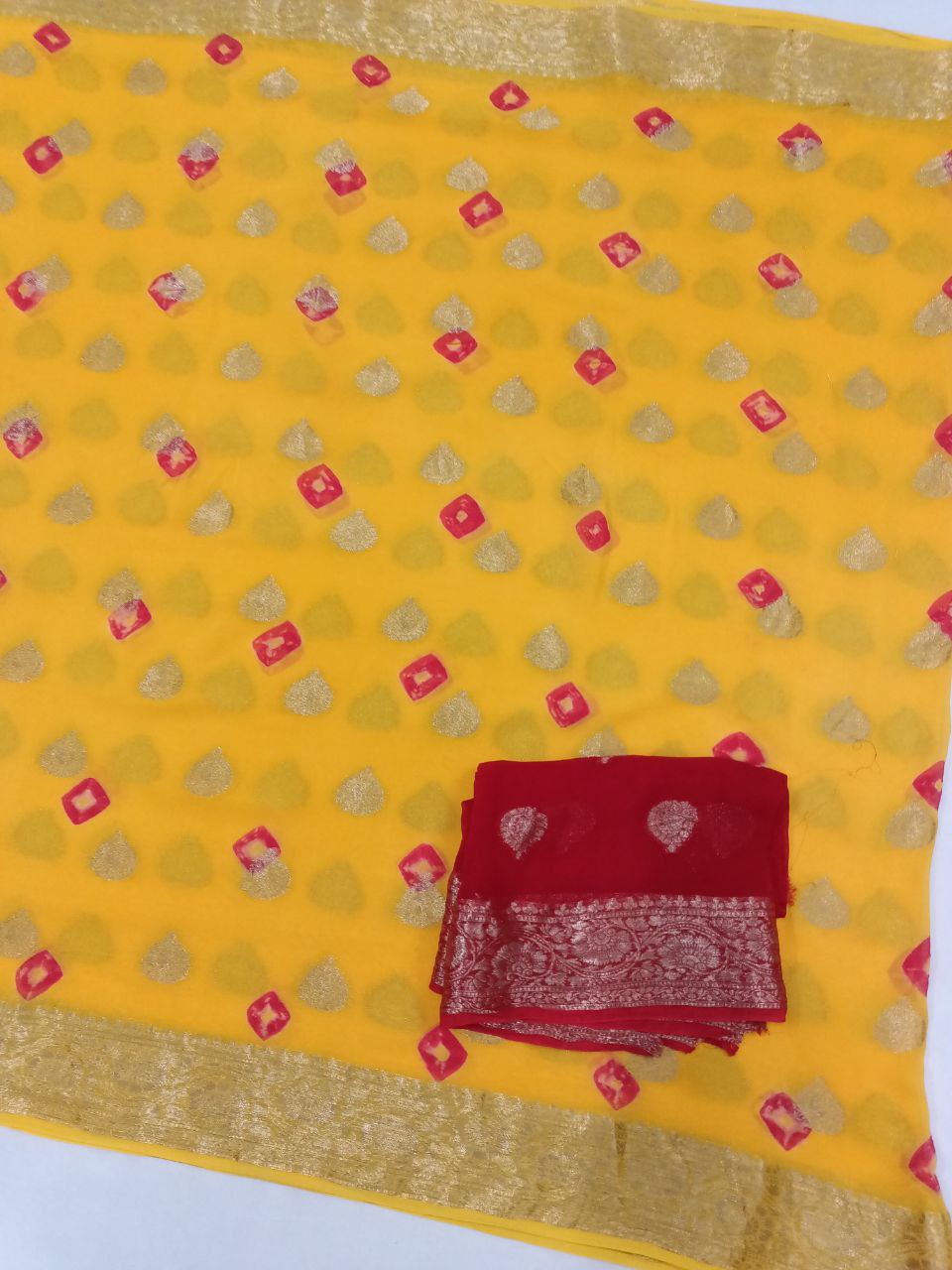 Georgette Zari Buti Saree with Hand-Dyed Bandhani & Contrast Red Zari Buti Blouse